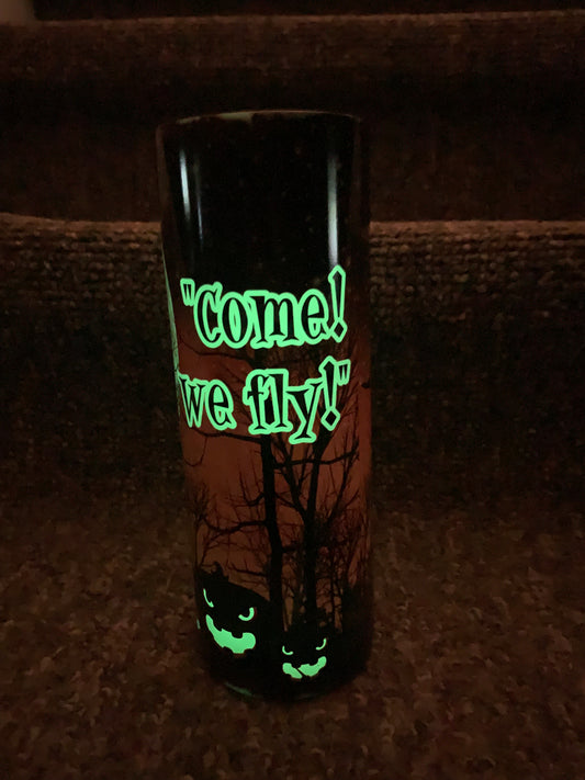 glow in the dark tumbler