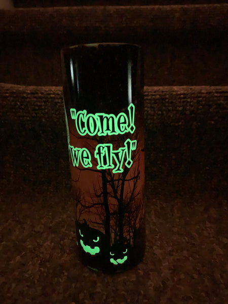 glow in the dark tumbler