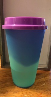 Hot color changing cups