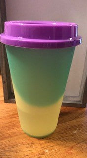 Hot color changing cups