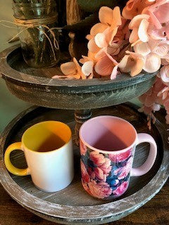 Personalized colored mugs